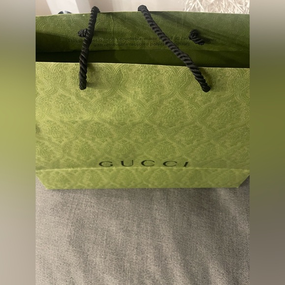 GUCCI LARGE GIFT BAG, GREEN FOLIAGE SHOPPING BAG - Picture 5 of 17